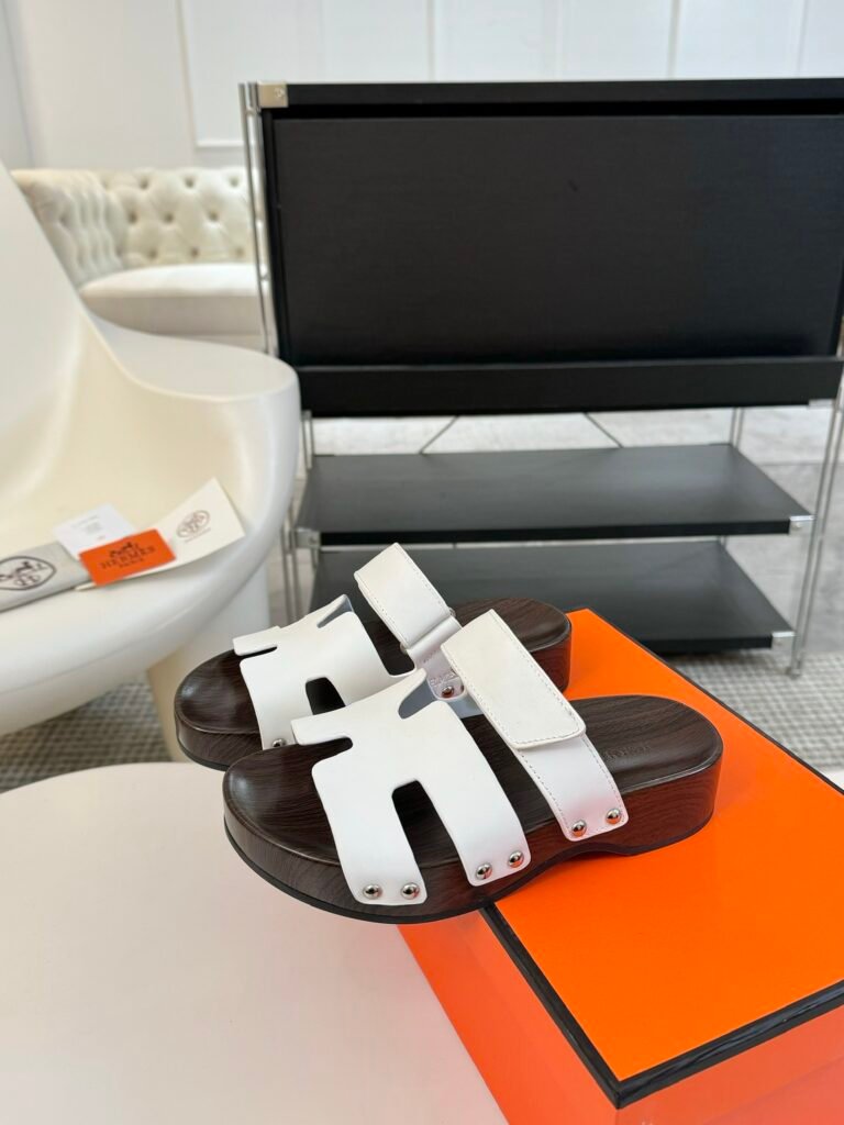 Hermès Men's Slides detail 2