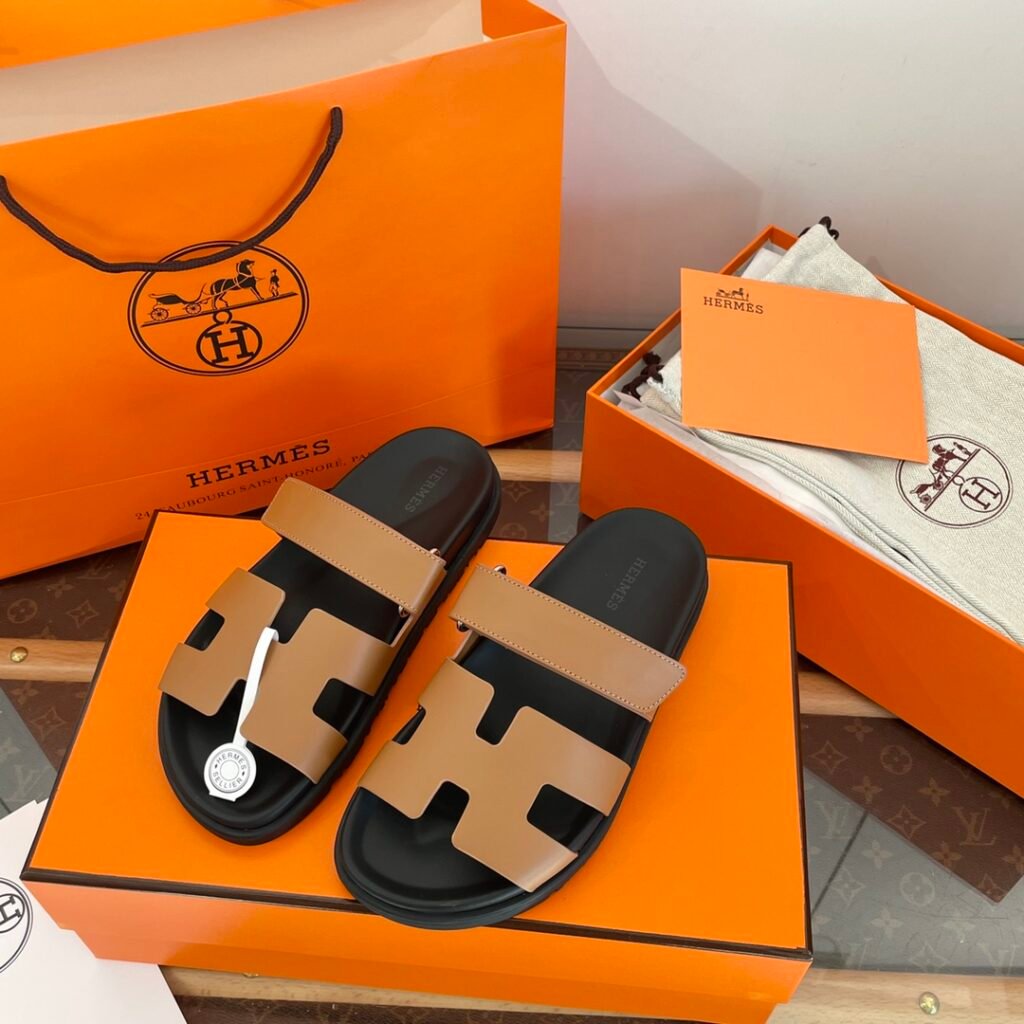 Hermès Unisex Slides detail 2