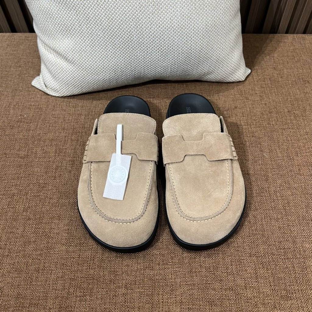 Hermès Unisex Mules detail 2