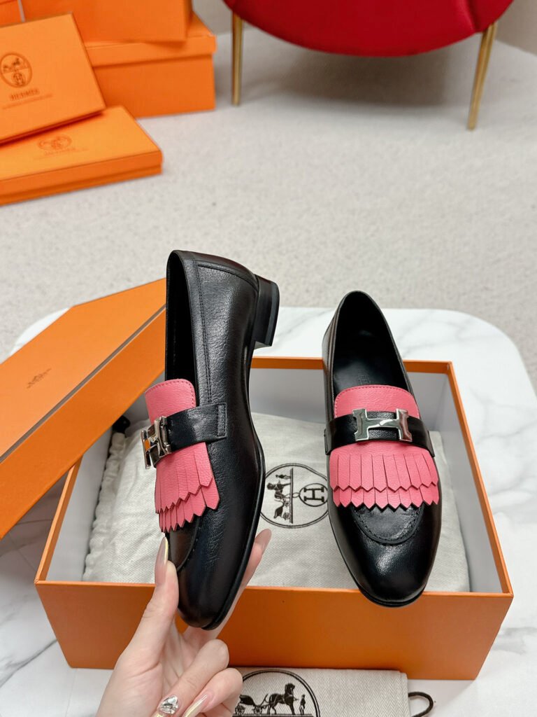 Hermès Unisex Loafers detail 2