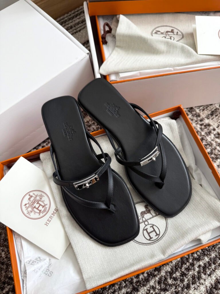 Hermès Women's Slides detail image 2