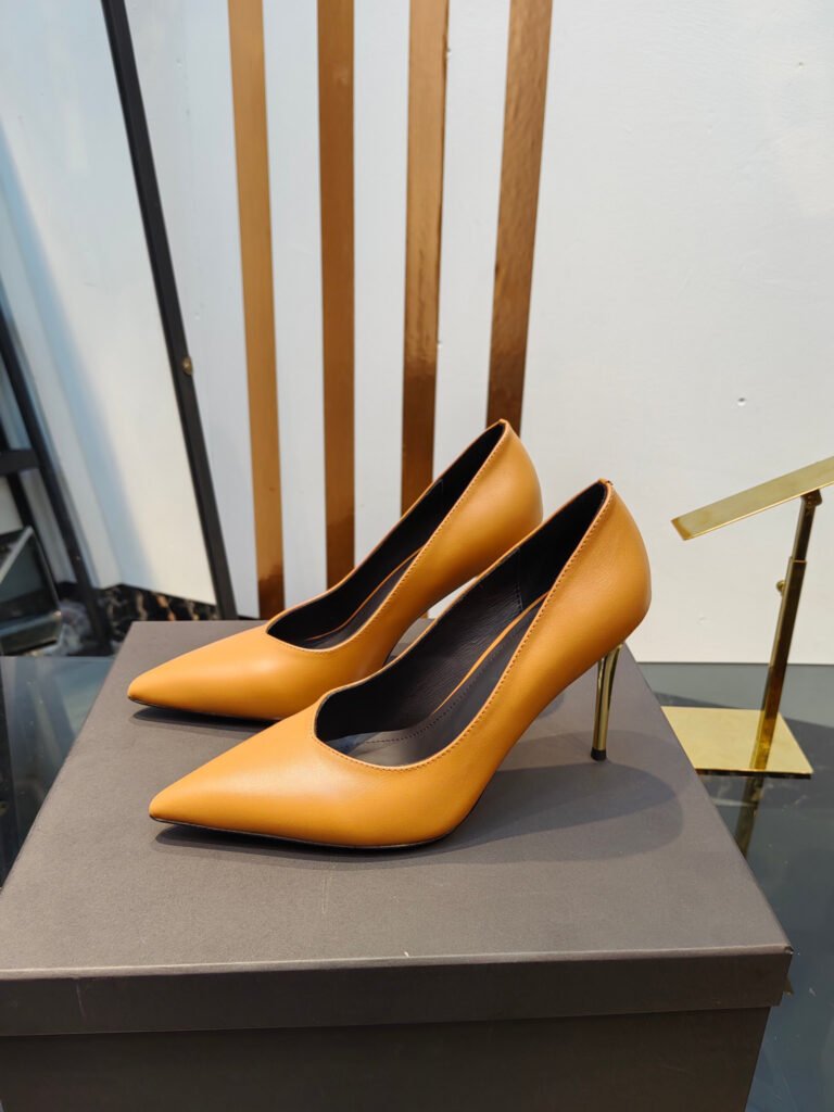 Balmain Women's High-Heel Pumps detail image 2