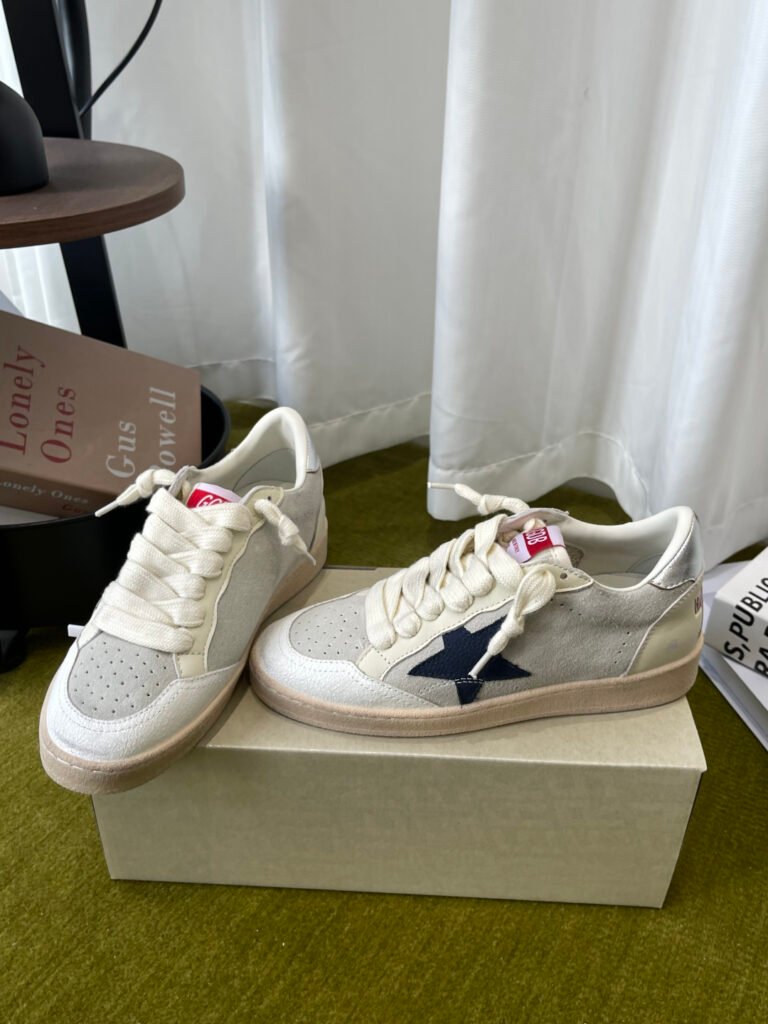 Golden Goose Unisex Distressed Sneakers detail 2