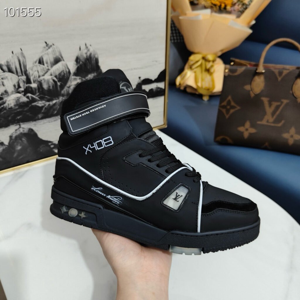 Dolce & Gabbana Unisex High-Top Sneakers detail image 2
