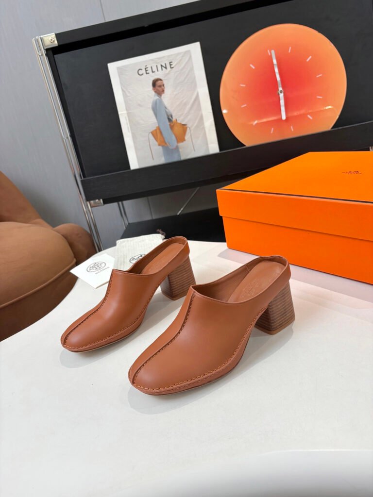 Hermès Unisex Mules detail 2