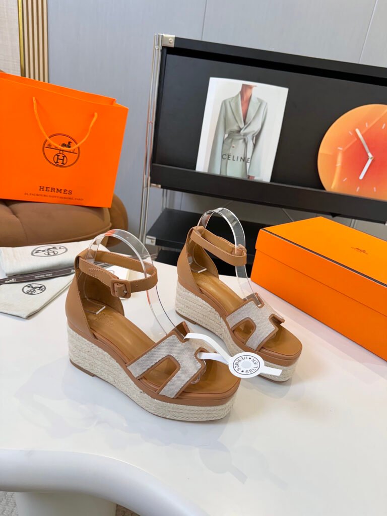 Hermès Unisex Platform Sneakers detail 2