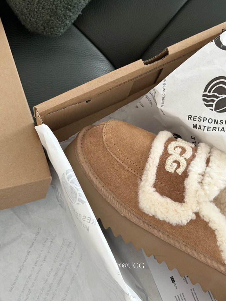 UGG Unisex Platform Sneakers detail image 2