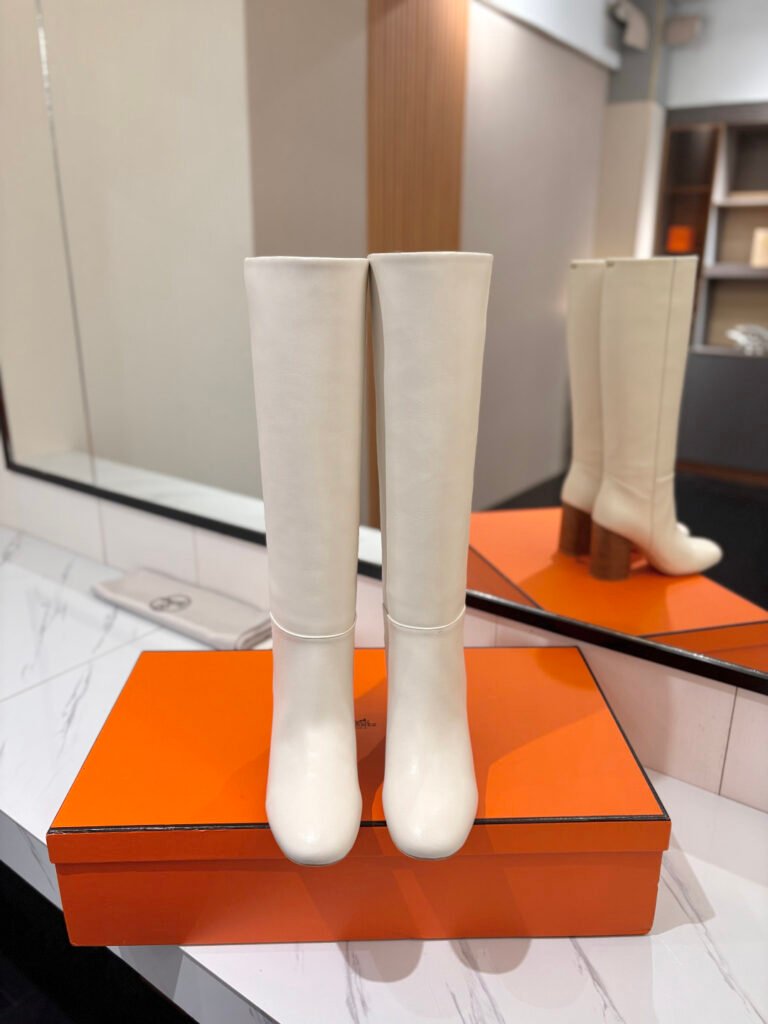 Hermès Unisex Boots detail 2
