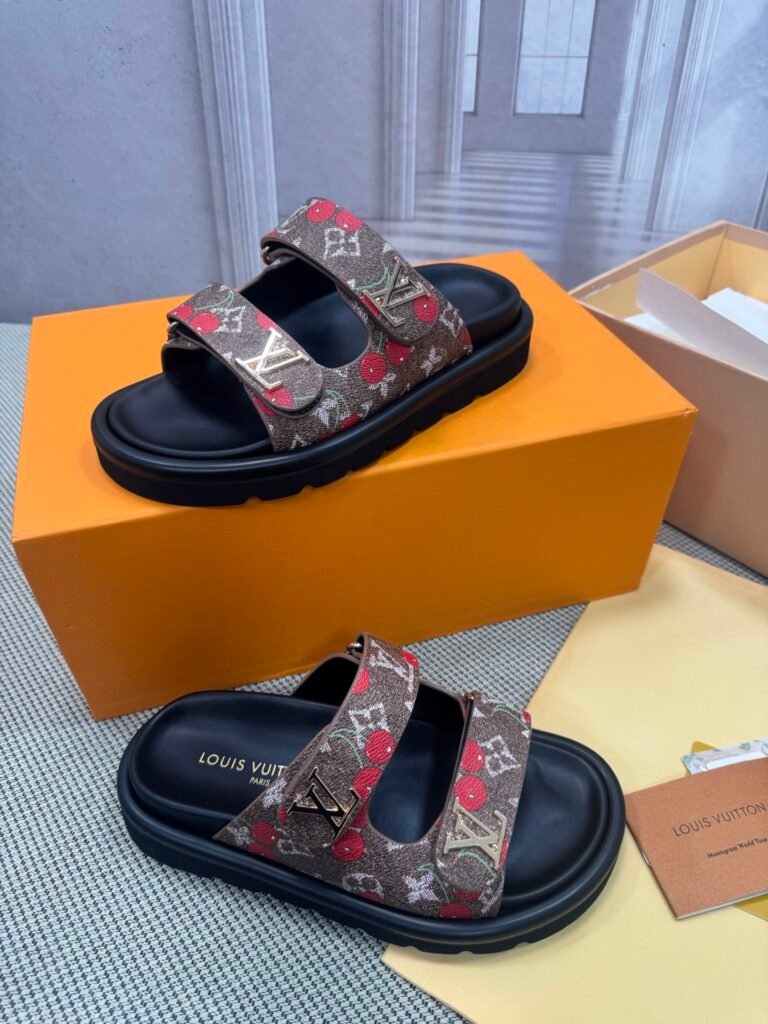 Louis Vuitton Women's Slides detail image 2