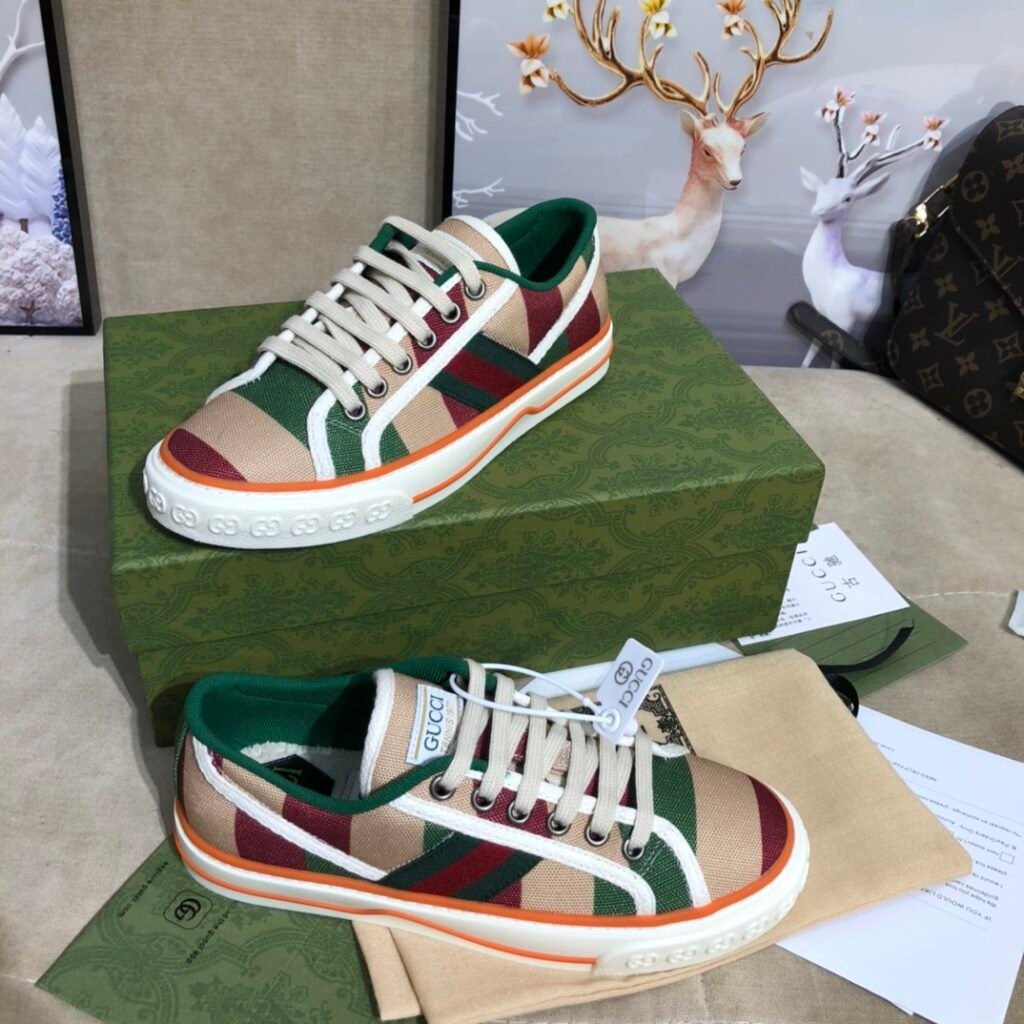 Gucci Unisex Tennis Sneakers detail image 2