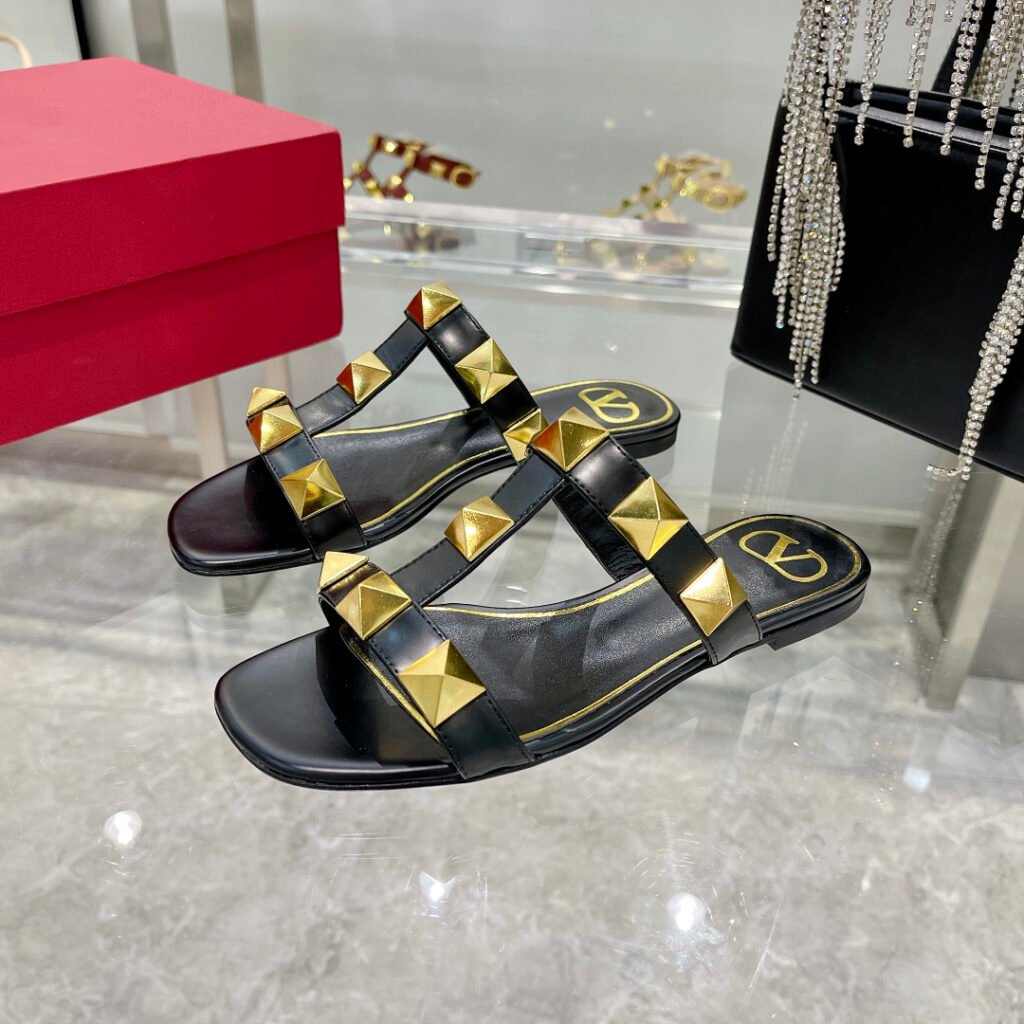 Valentino Garavani Unisex Slides detail 2
