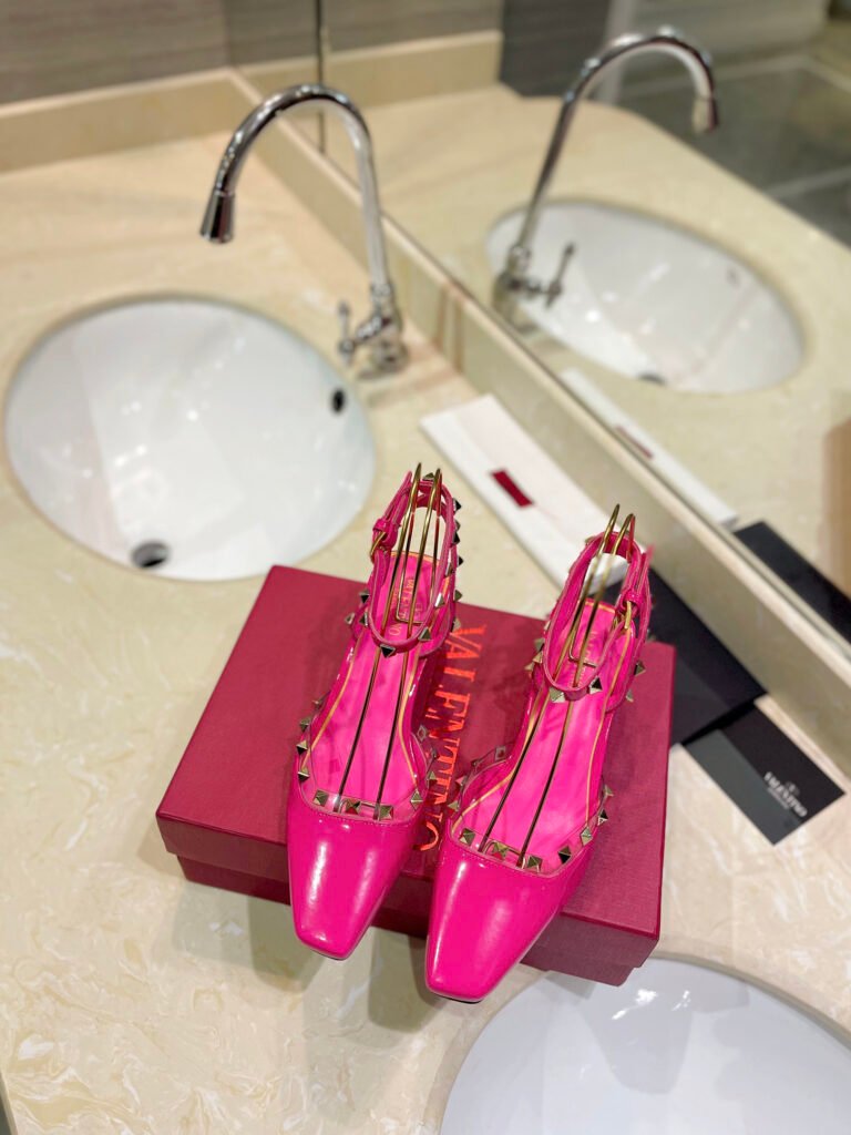 Valentino Garavani Women's Sneakers detail image 2