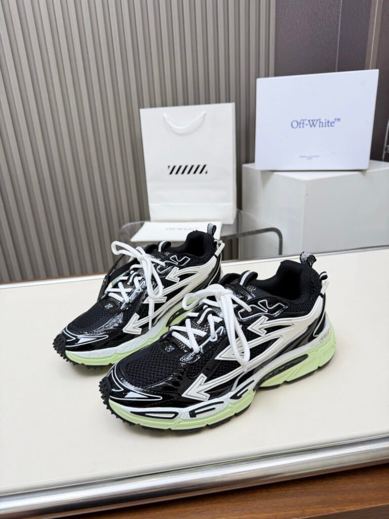 Off-White Unisex Chunky Sneakers detail 2