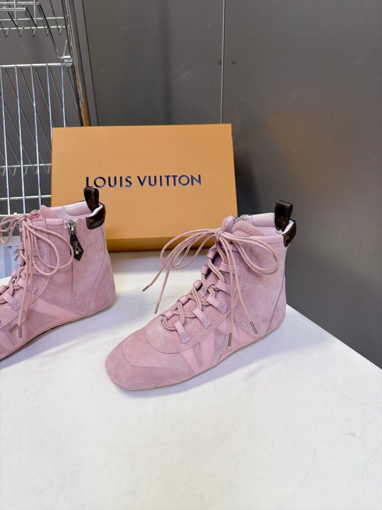 Louis Vuitton Unisex Boots detail image 2