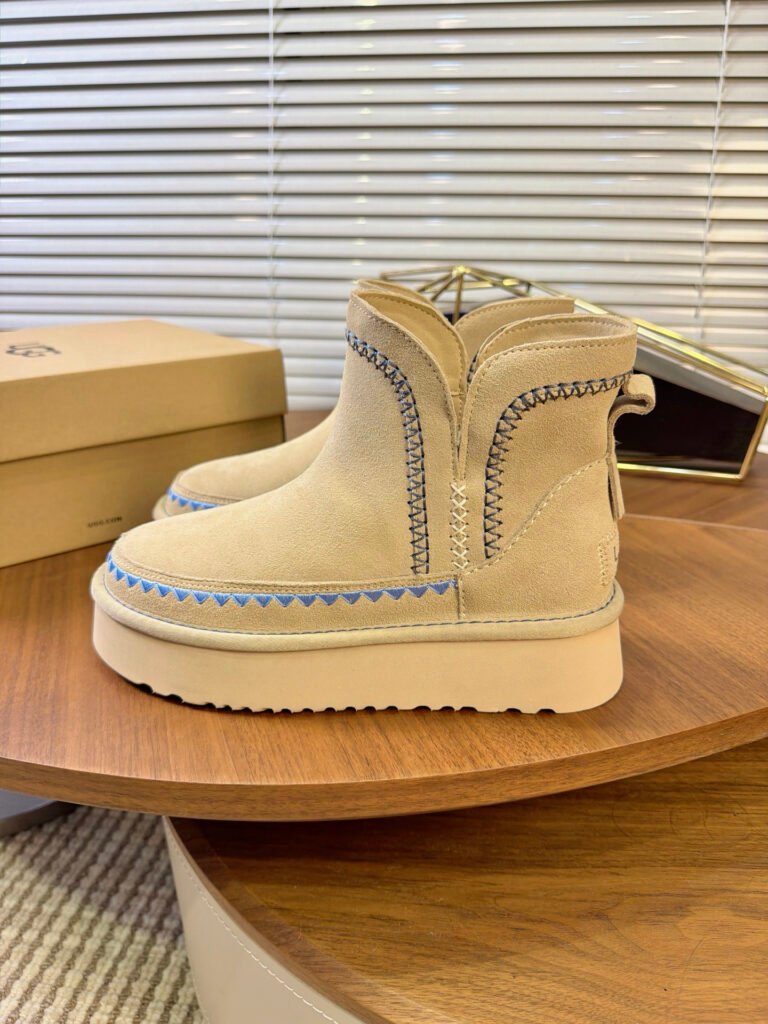 UGG Unisex Platform Sneakers detail image 2