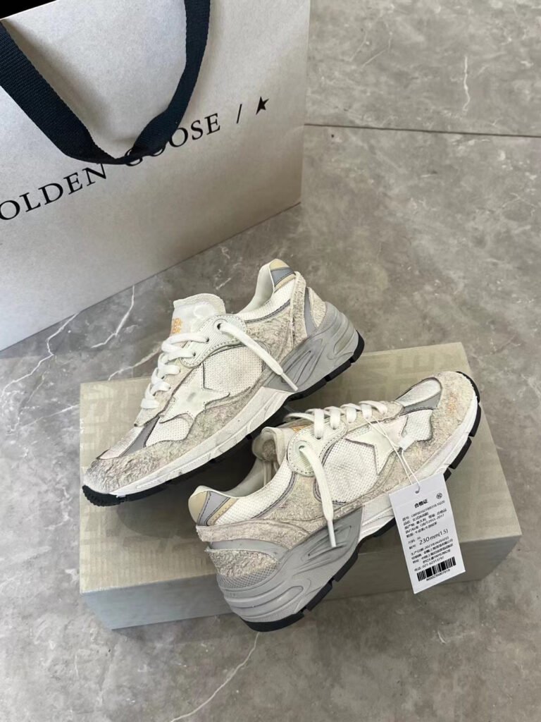 Golden Goose Unisex Athletic Sneakers detail 2