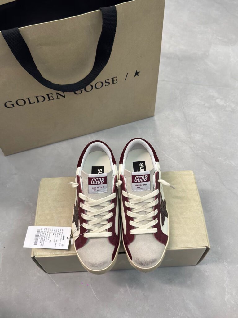 Golden Goose Unisex Sneakers detail image 2