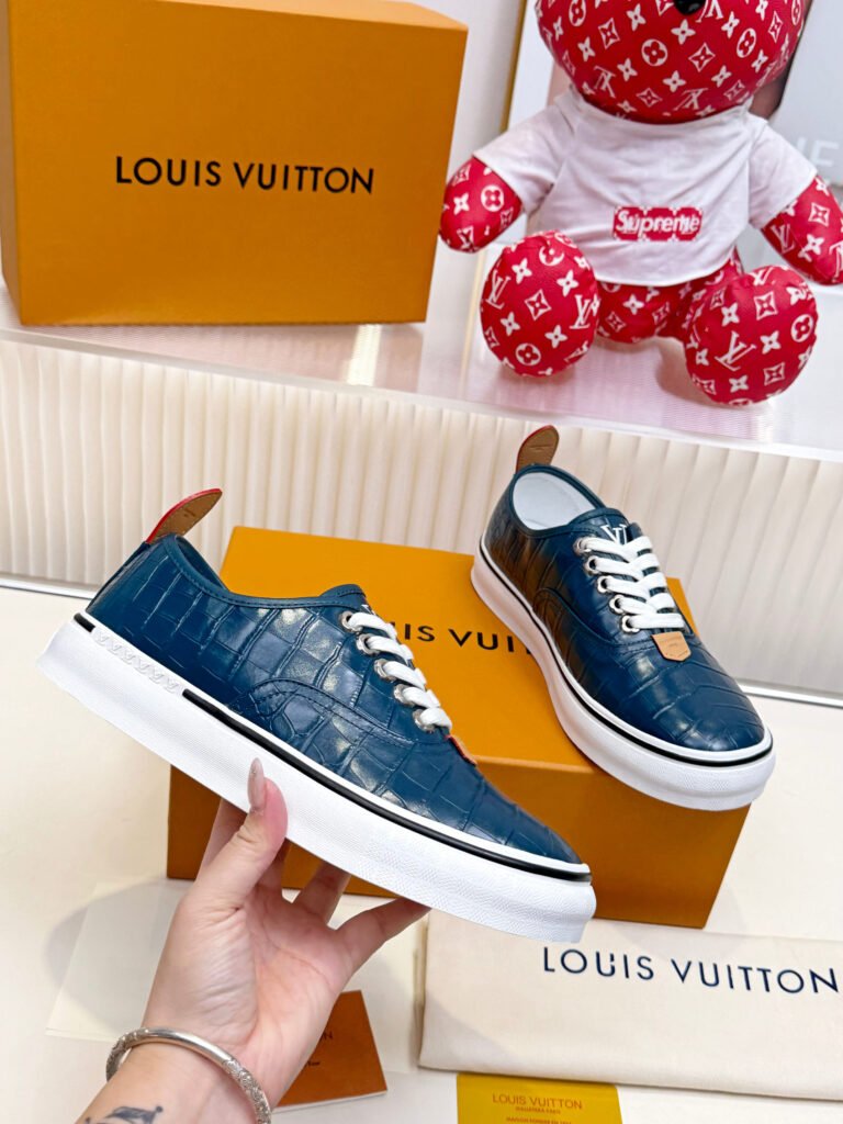 Louis Vuitton Men's Sneakers detail image 2