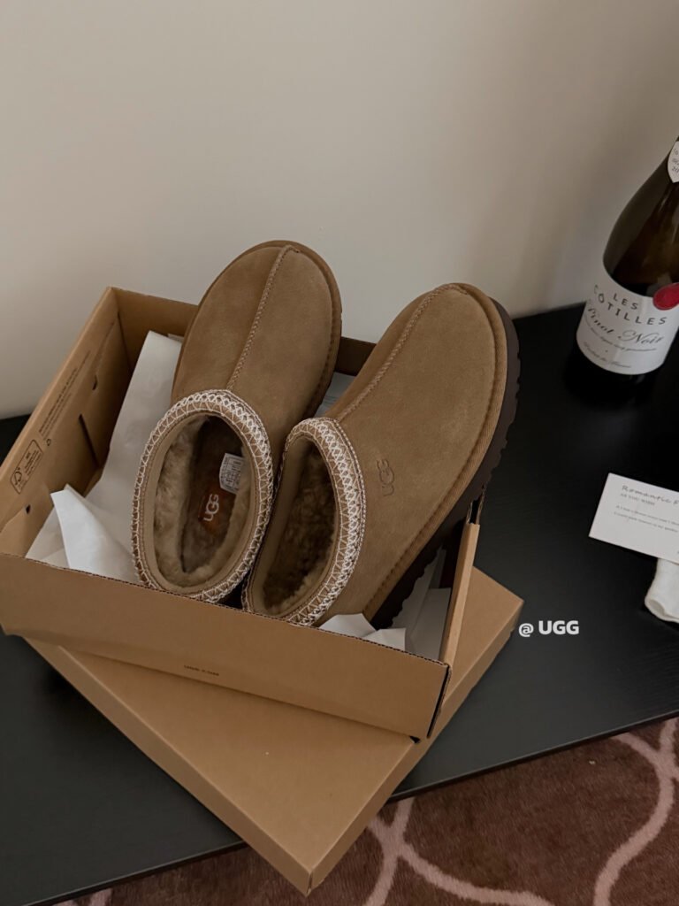 UGG Unisex Sneakers detail 2