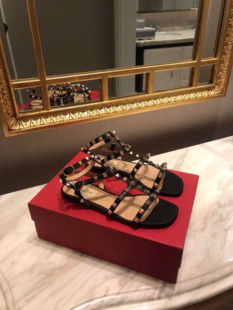 Valentino Garavani Unisex Sneakers detail 2