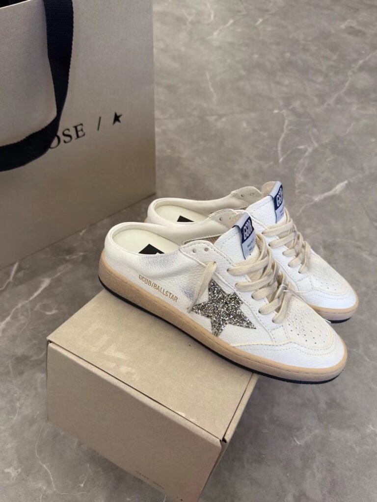 Golden Goose Unisex Sneakers detail image 2