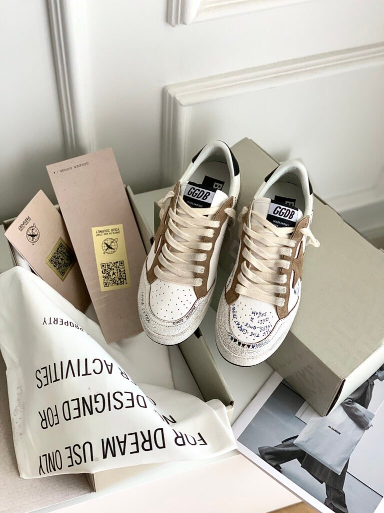 Golden Goose Unisex Distressed Sneakers detail 2