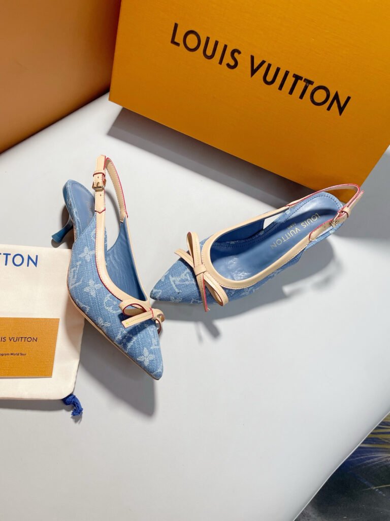 Louis Vuitton Unisex Leather-Sole Shoes detail image 2