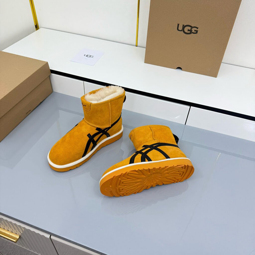 UGG Unisex Platform Sneakers detail image 2