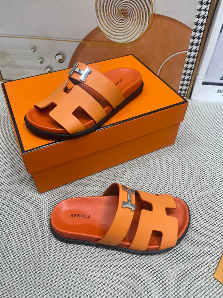 Hermès Unisex Slides detail 2