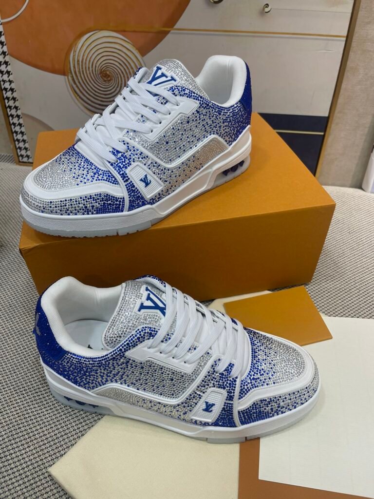 Louis Vuitton Men's Low-Top Sneakers detail image 2