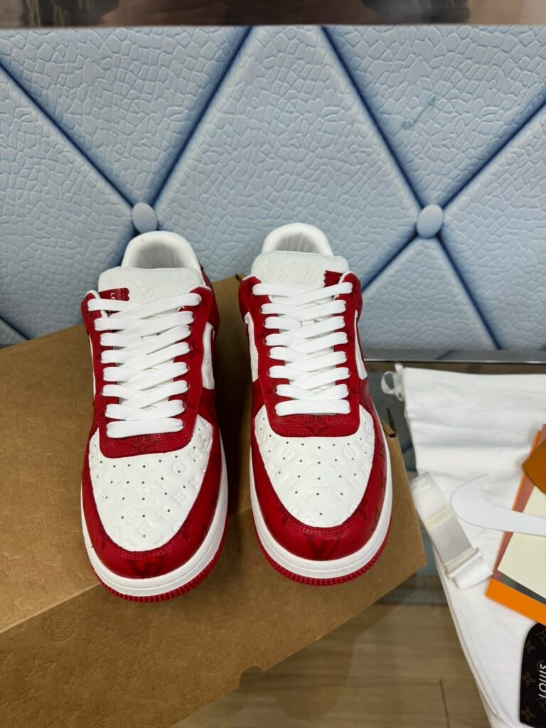 Louis Vuitton Unisex Athletic Sneakers detail 2