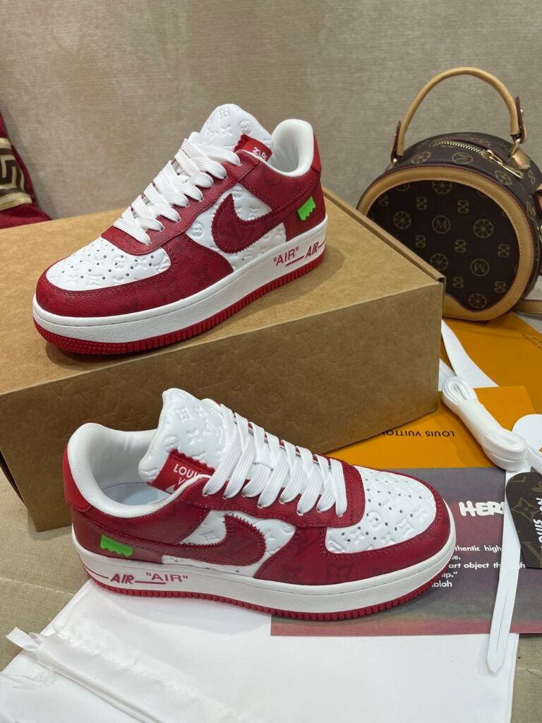 Louis Vuitton Unisex Athletic Sneakers detail 2
