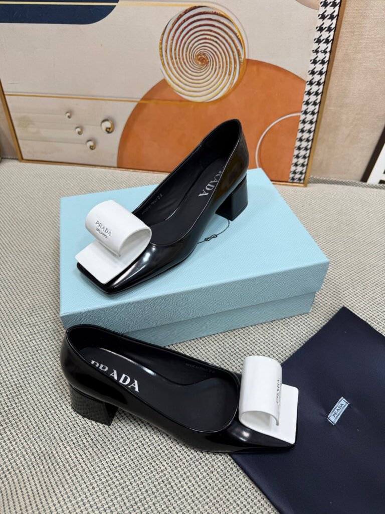 Chanel Women's Platform Sneakers detail image 2
