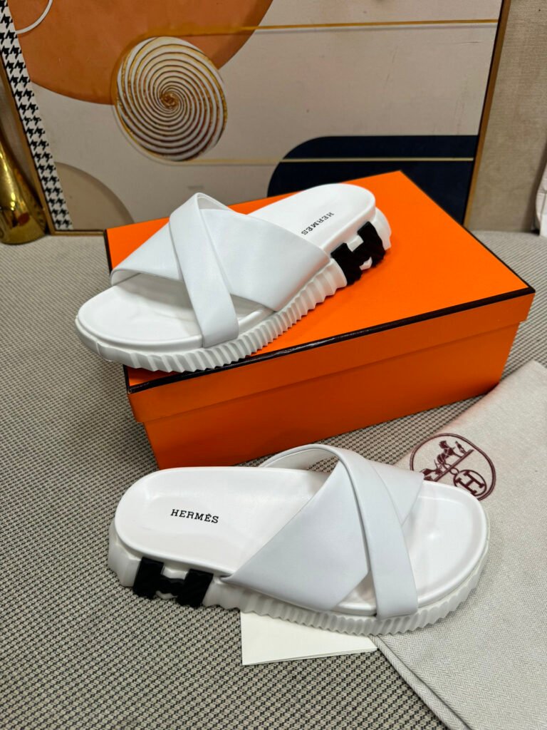 Hermès Unisex Slides detail 2