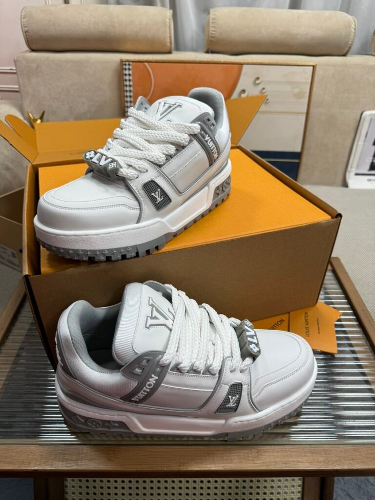 Louis Vuitton Unisex Basketball Sneakers detail 2