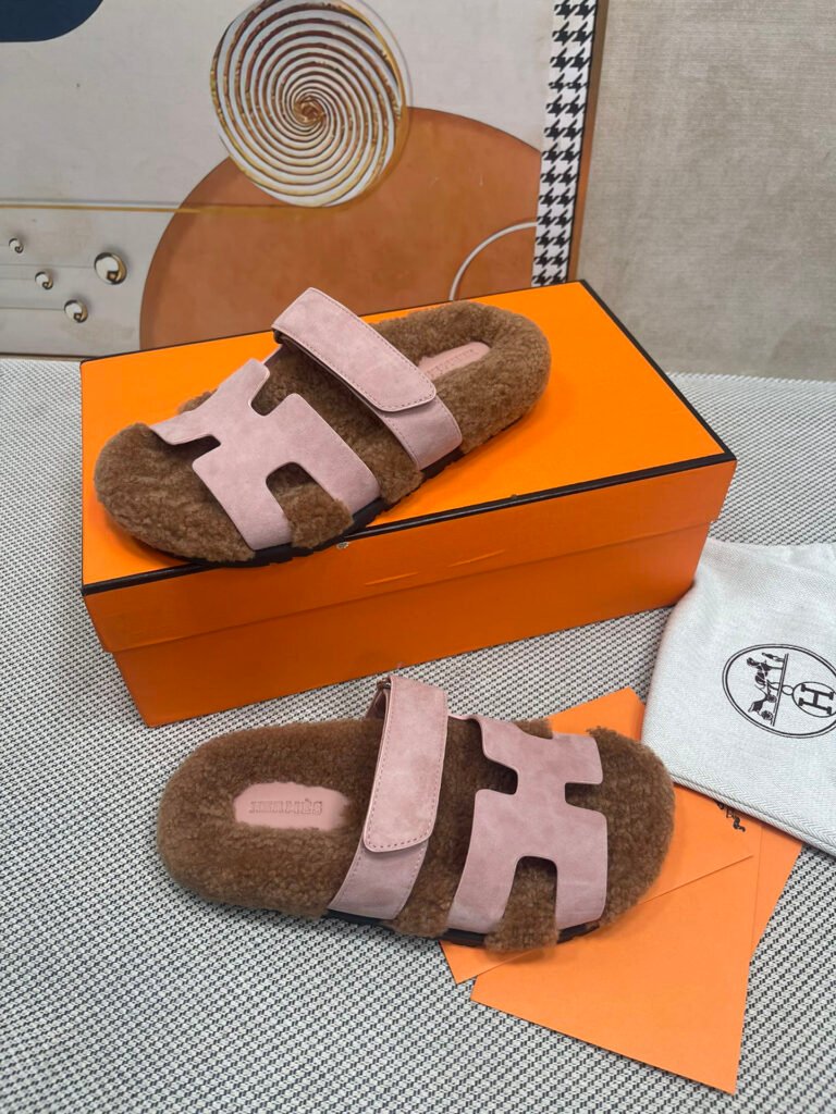 Hermès Unisex Slides detail 2