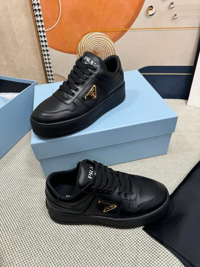 Prada Women's Low-Top Sneakers detail image 2