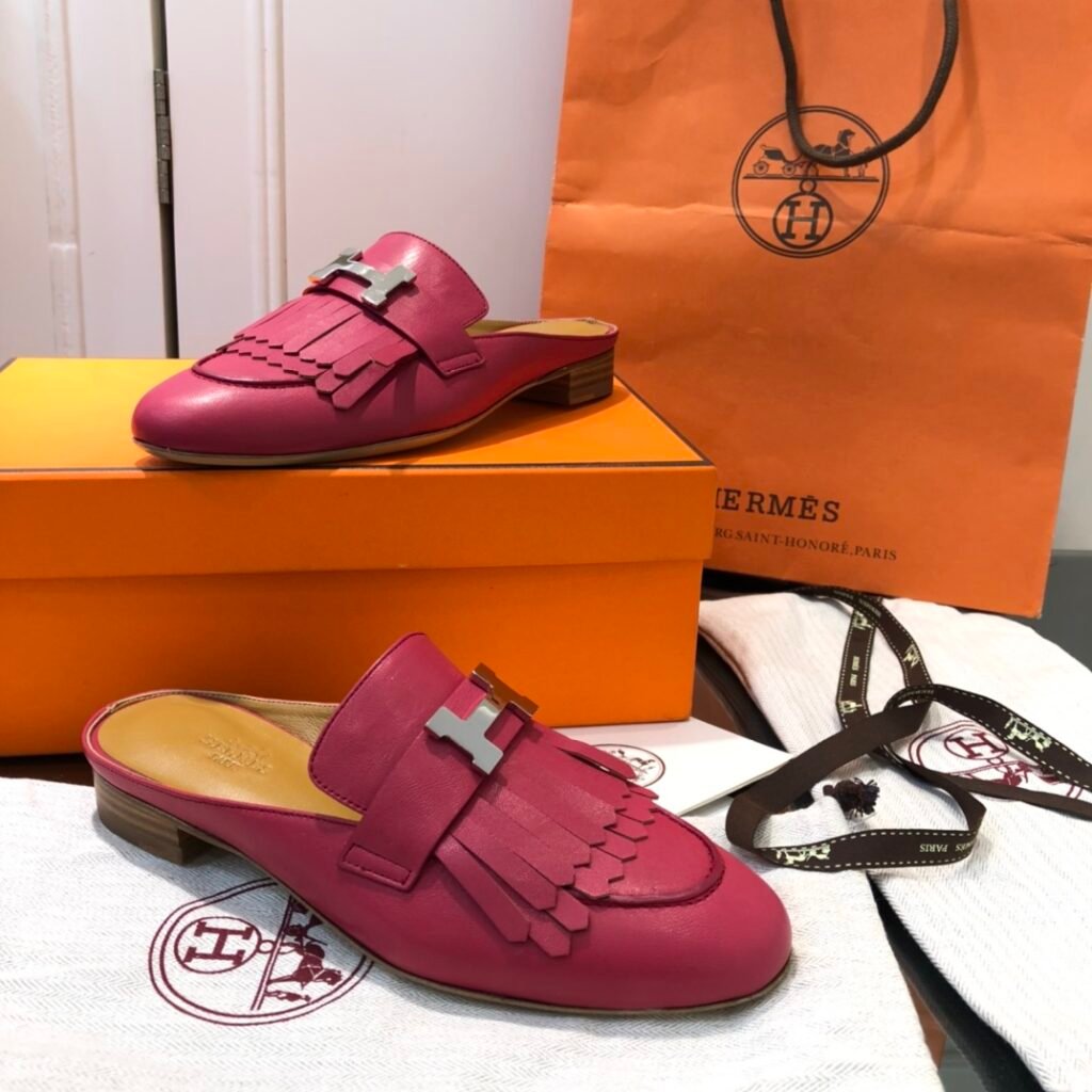 Hermès Unisex Loafers detail 2