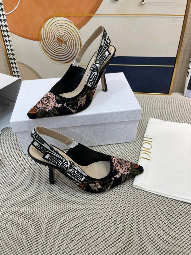 Dior Women's Sandals detail image 2