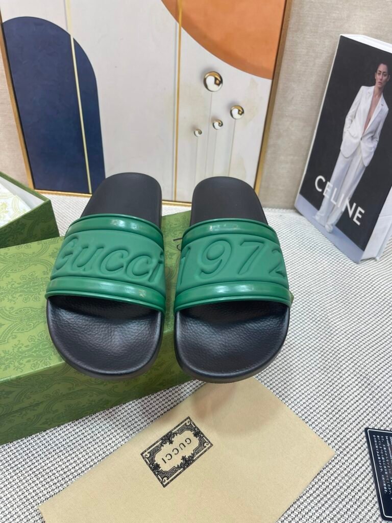 Gucci Unisex Low-Top Sneakers detail 2