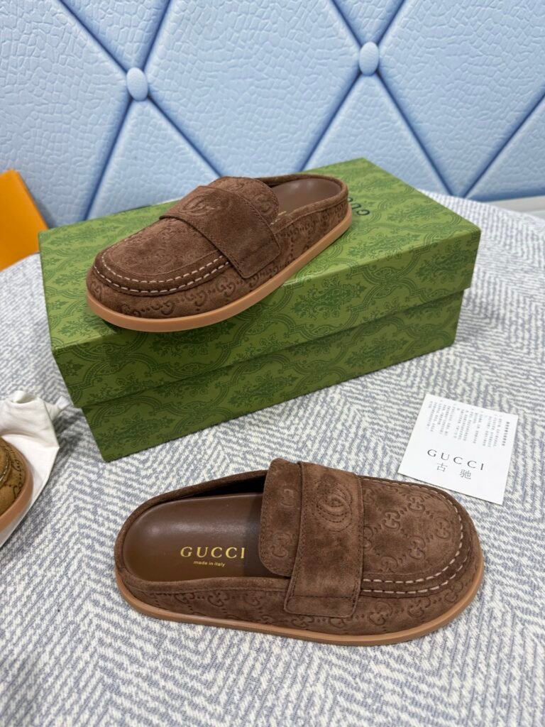 Gucci Unisex Slides detail image 2