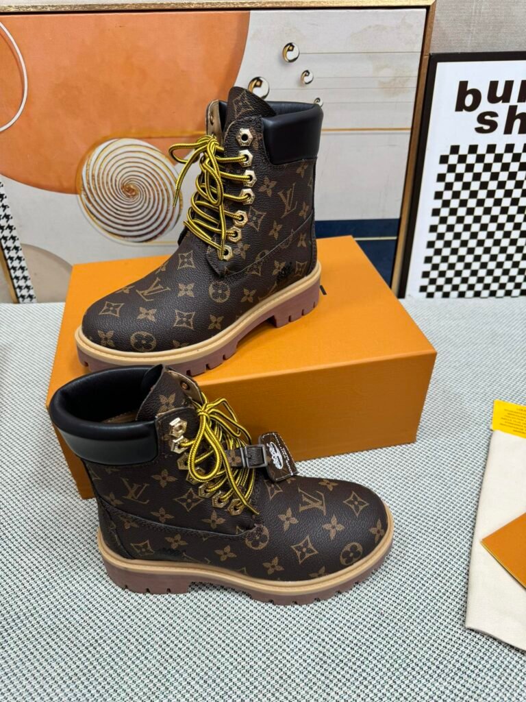 Louis Vuitton Men's Boots detail image 2