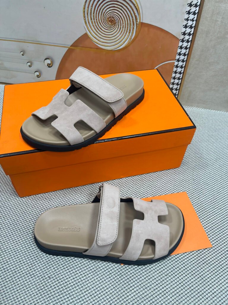 Hermès Unisex Slides detail 2