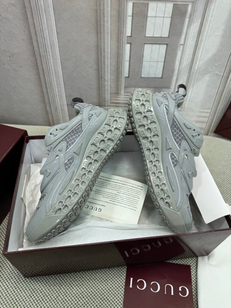 Gucci Unisex Athletic Sneakers detail image 2