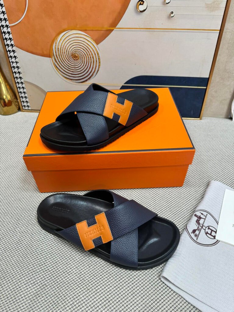 Hermès Unisex Slides detail 2