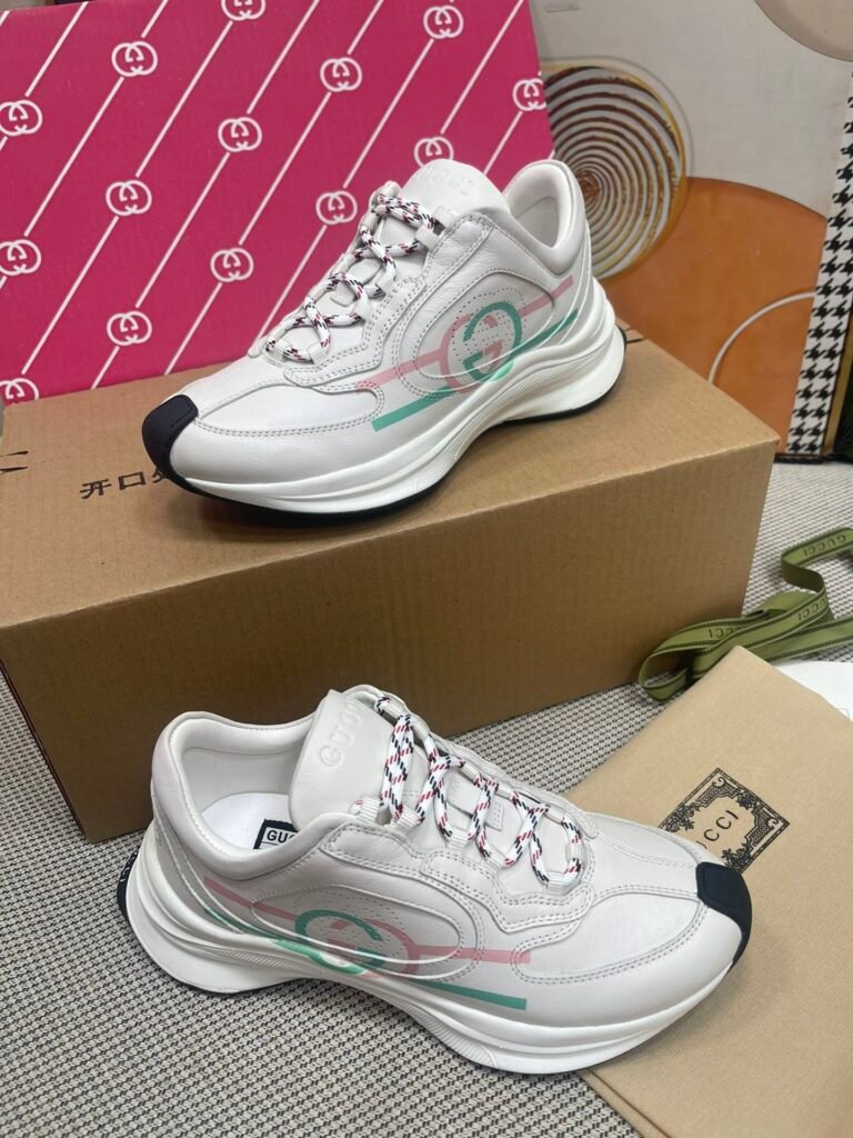 Gucci Unisex Chunky Sneakers detail 2