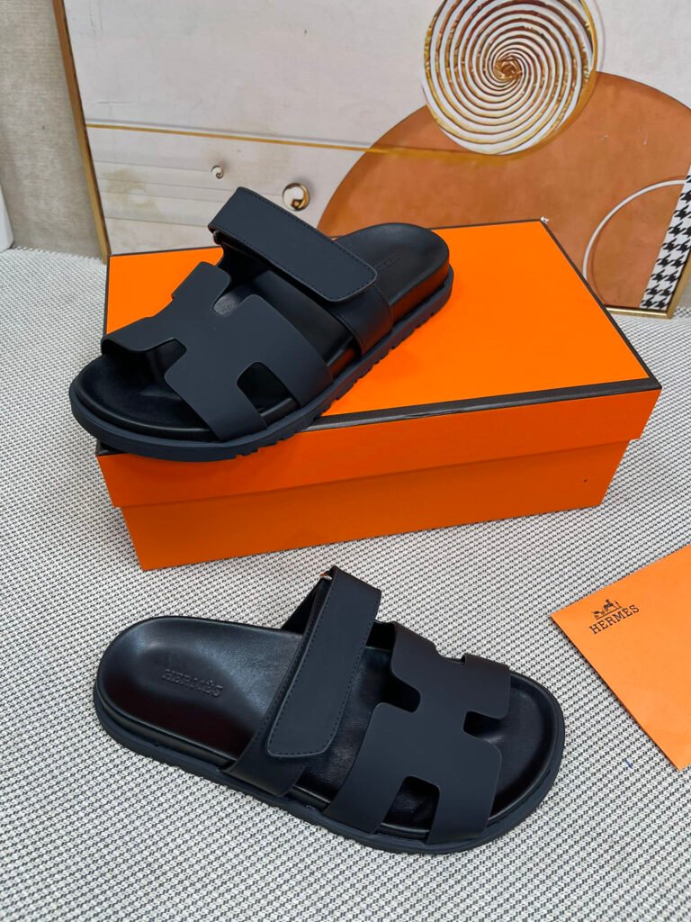 Hermès Unisex Slides detail 2