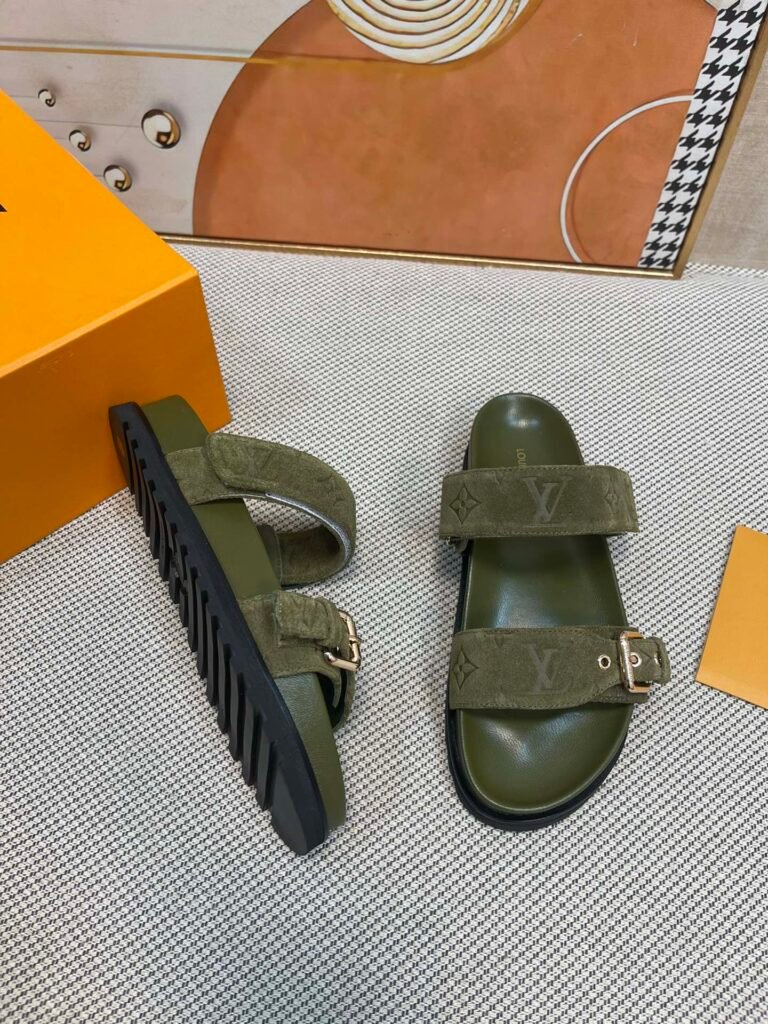 Louis Vuitton Unisex Sandals detail 2