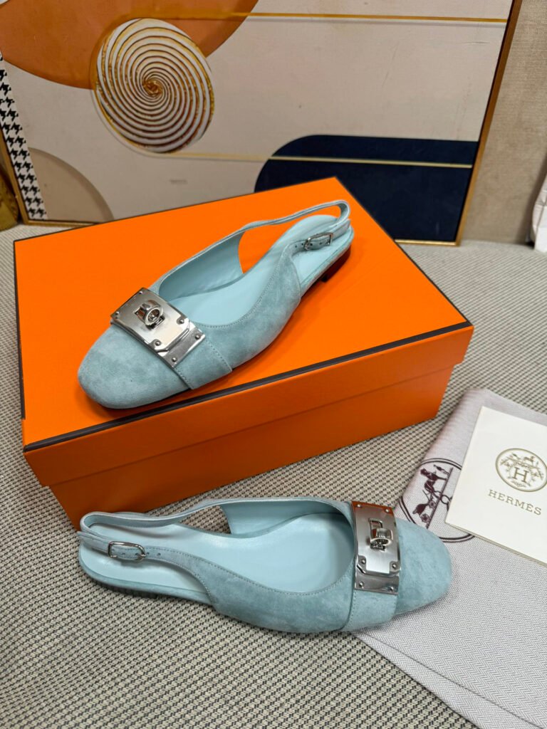 Hermès Unisex Sandals detail 2