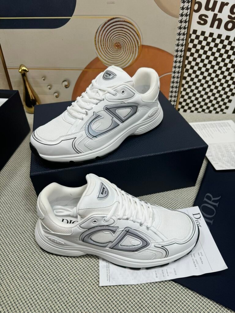 Dior Unisex Chunky Sneakers detail image 2